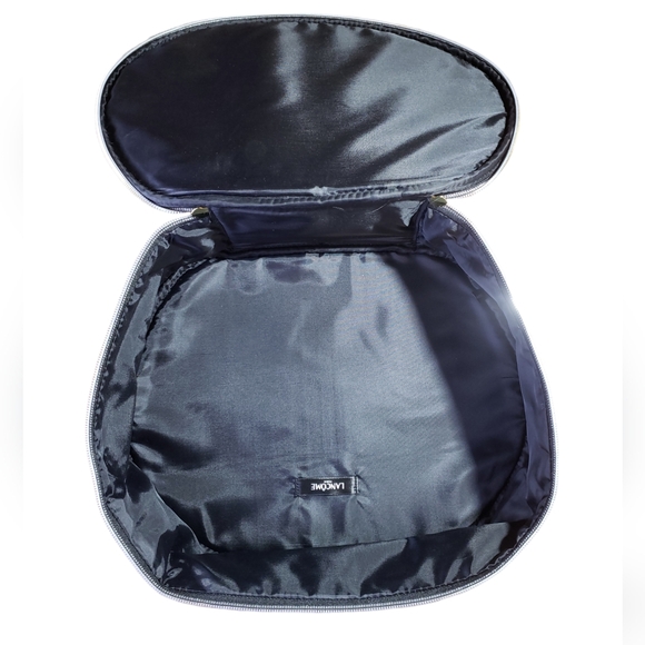 Lancome Paris Women's Black Patent Vegan Leather Travel Make Up Accessory Case - Picture 8 of 15